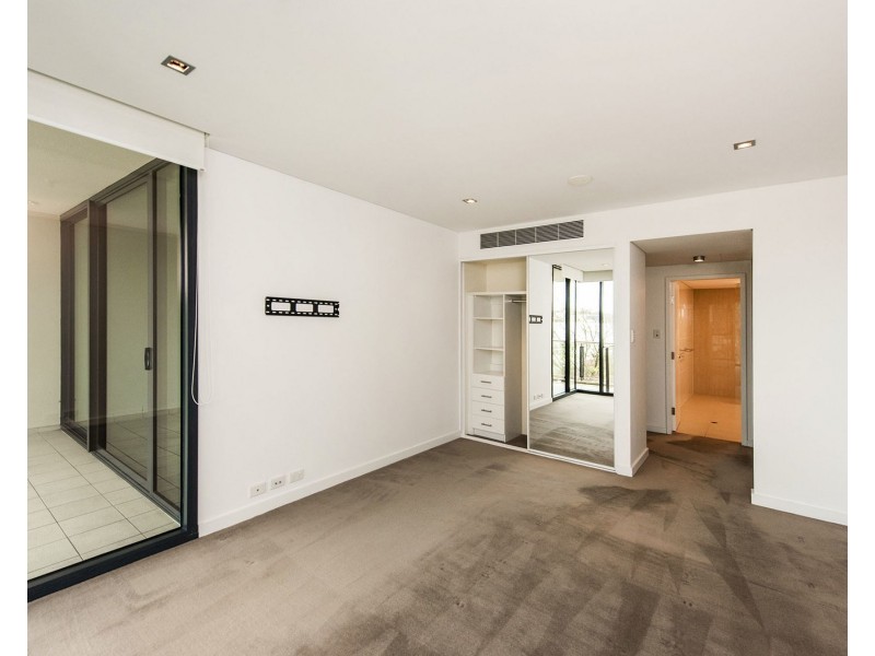 W304/70 Canning Beach Road, Applecross WA 6153