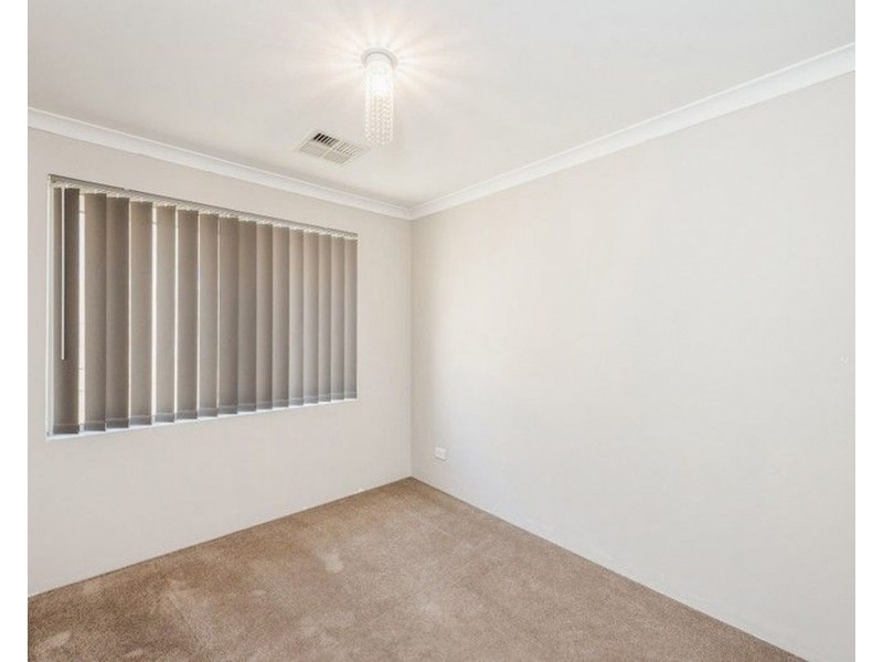 2 Worlington Loop, Meadow Springs WA 6210