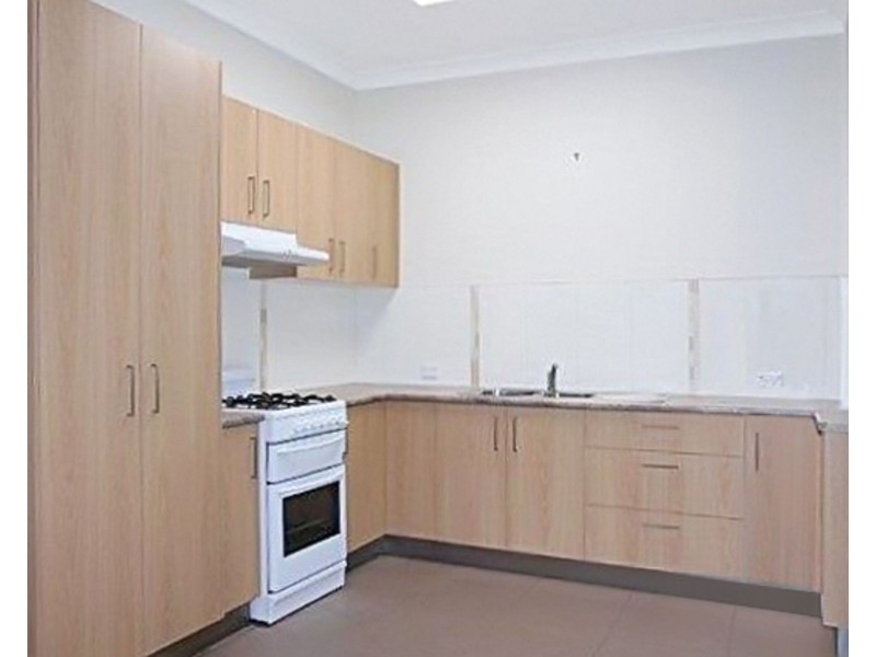 2/53 Valfern Court, Dundowran QLD 4655