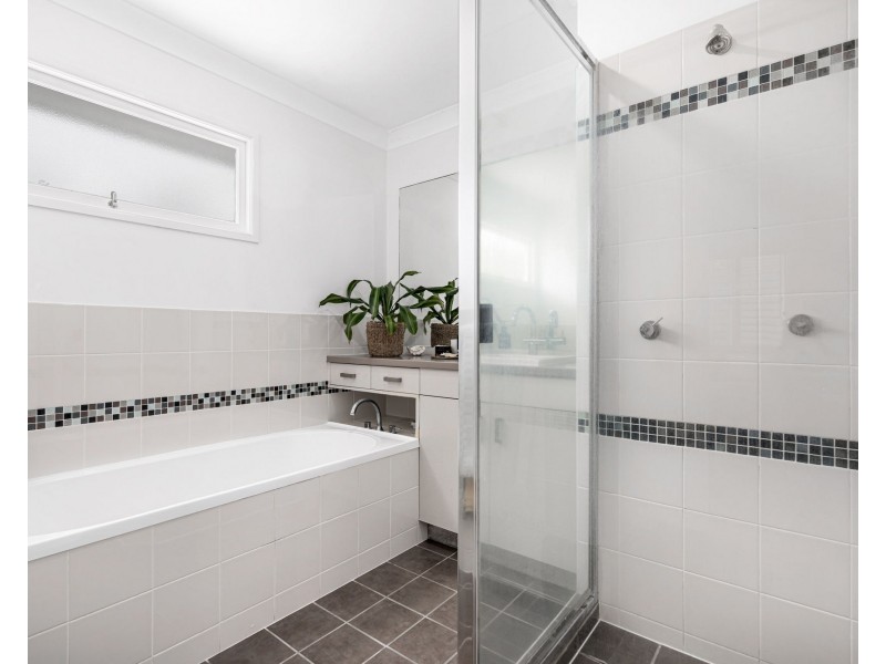 7 Hinckley Street, Manly West QLD 4179