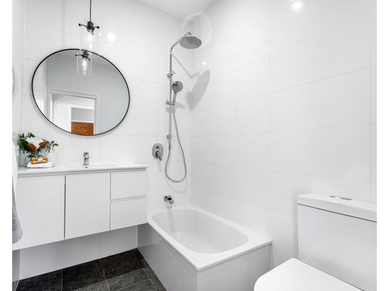 23a Andrew Street, Lota QLD 4179