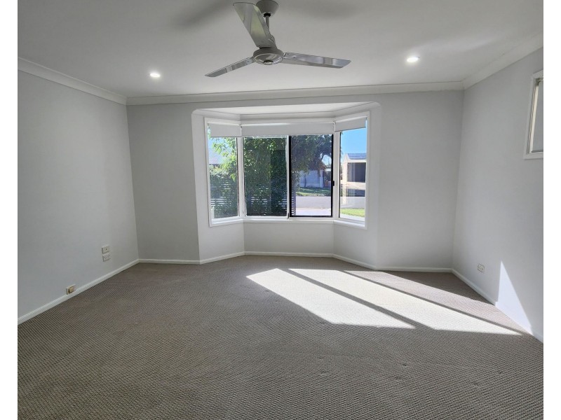 56 Fairway Drive, Bargara QLD 4670