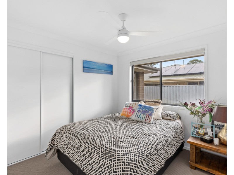 4 Mary Cres, Rosewood QLD 4340