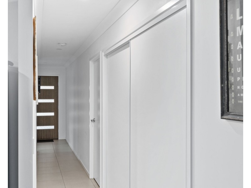 4 Mary Cres, Rosewood QLD 4340