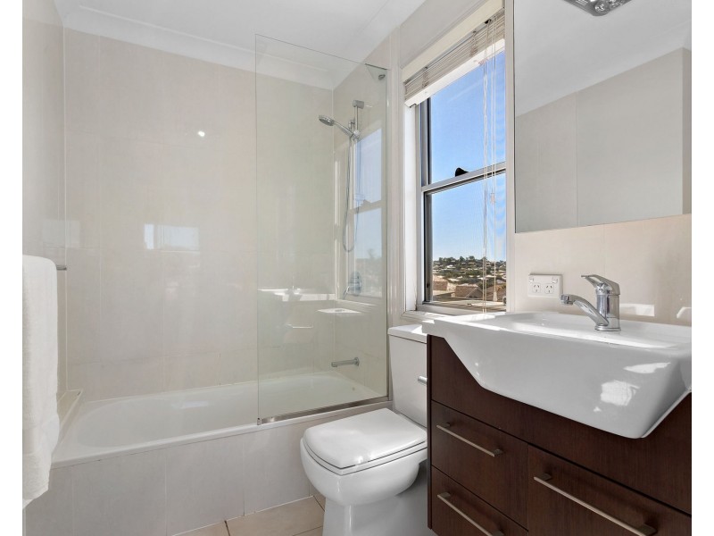 1/15 Burnaby Terrace, Gordon Park QLD 4031