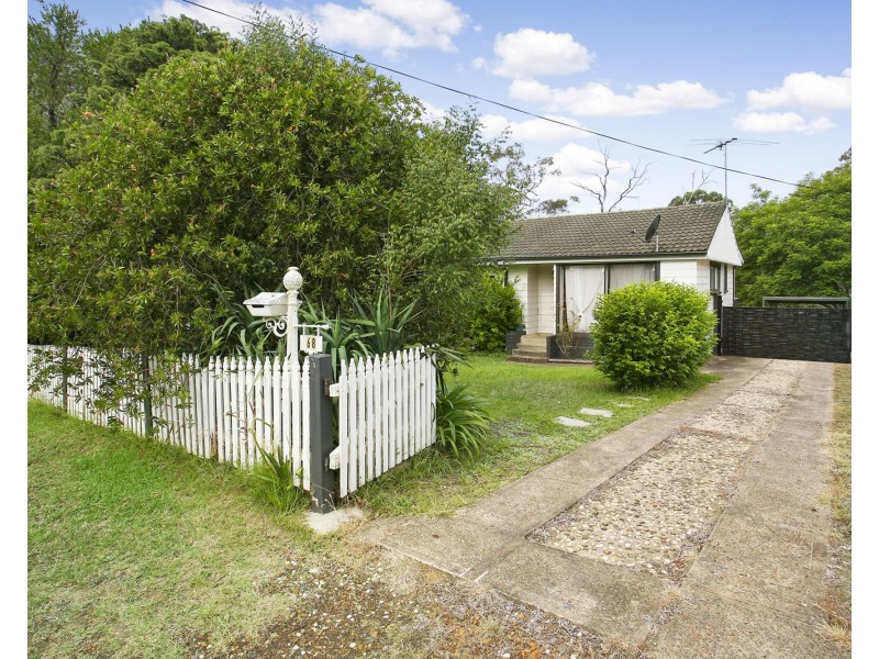 68 Carrington Circuit, Leumeah NSW 2560