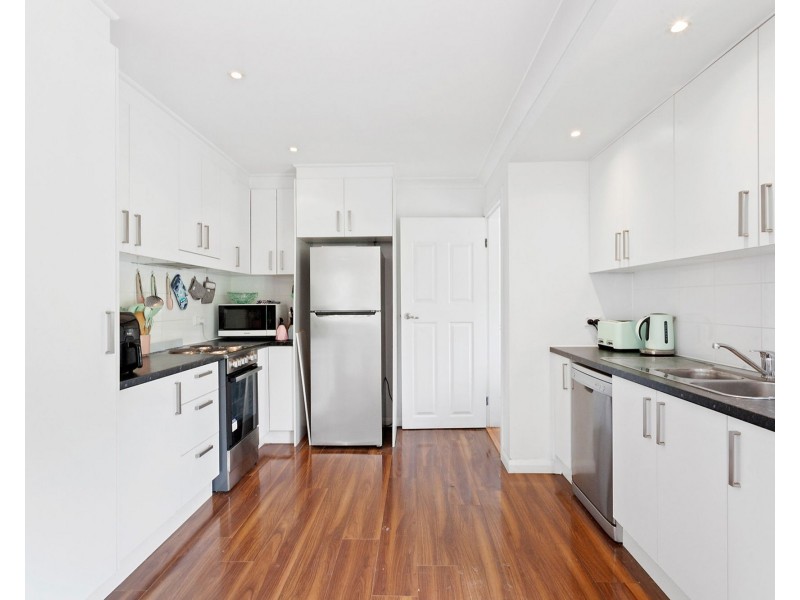 68 Carrington Circuit, Leumeah NSW 2560