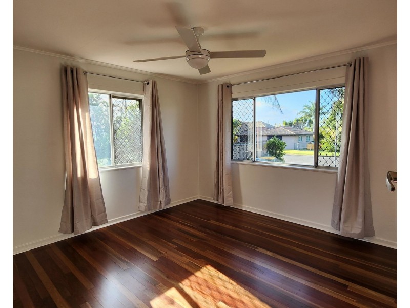 42 Hurst Street, Walkervale QLD 4670