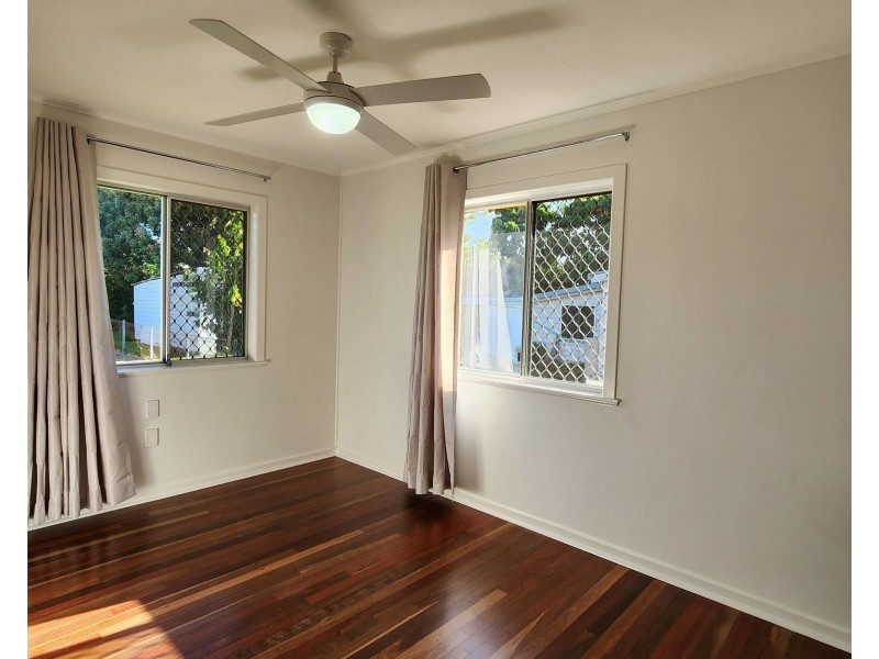 42 Hurst Street, Walkervale QLD 4670