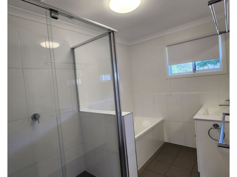42 Hurst Street, Walkervale QLD 4670