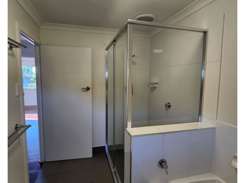 42 Hurst Street, Walkervale QLD 4670