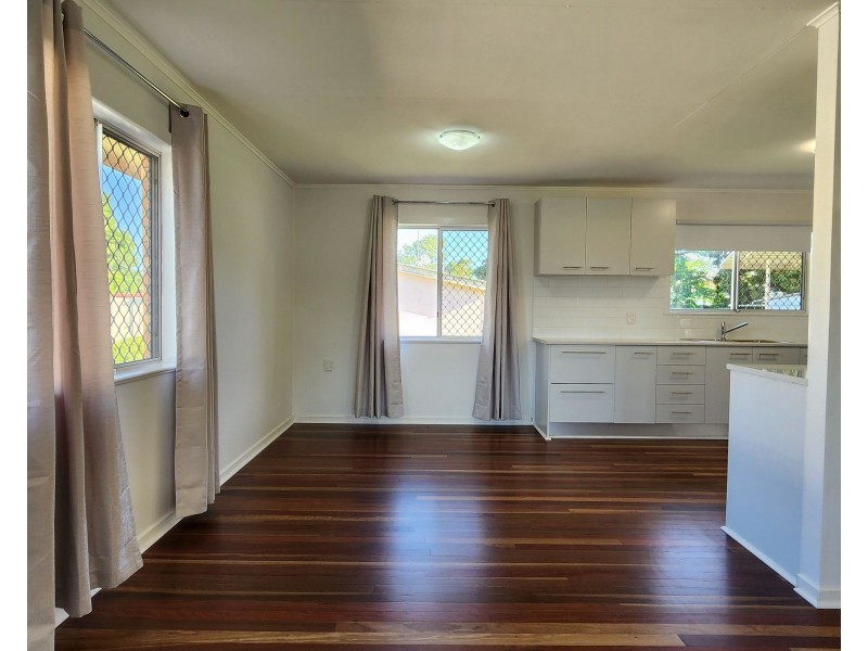 42 Hurst Street, Walkervale QLD 4670