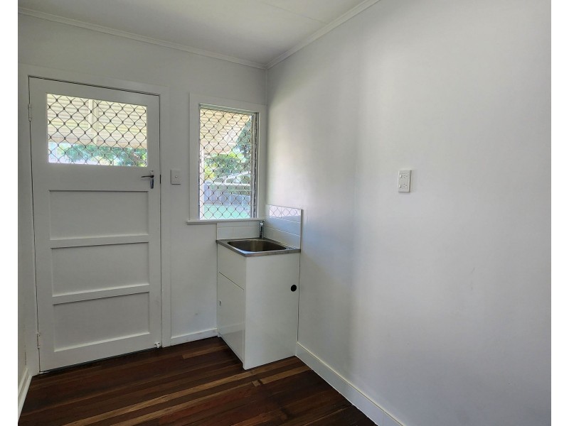 42 Hurst Street, Walkervale QLD 4670