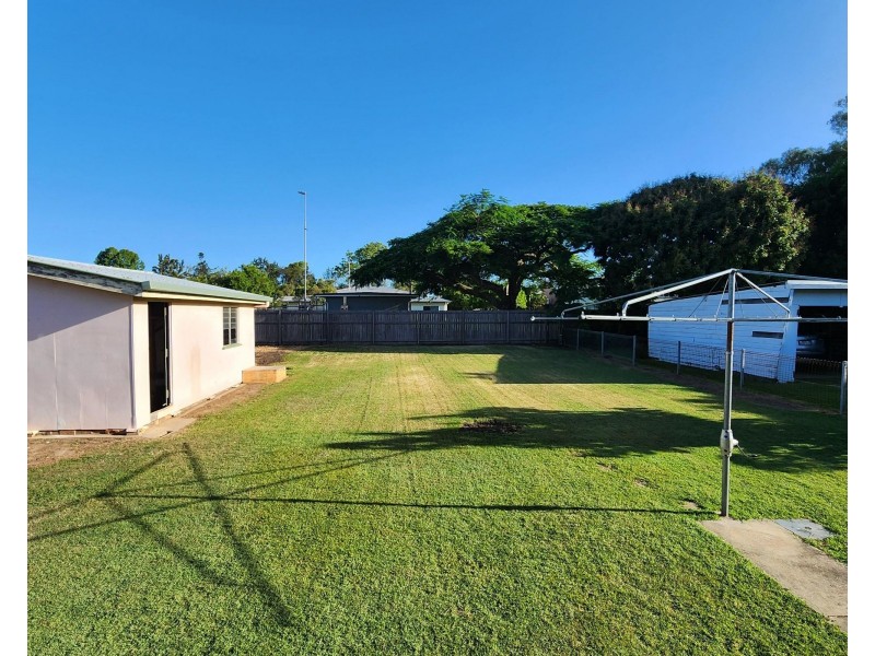 42 Hurst Street, Walkervale QLD 4670