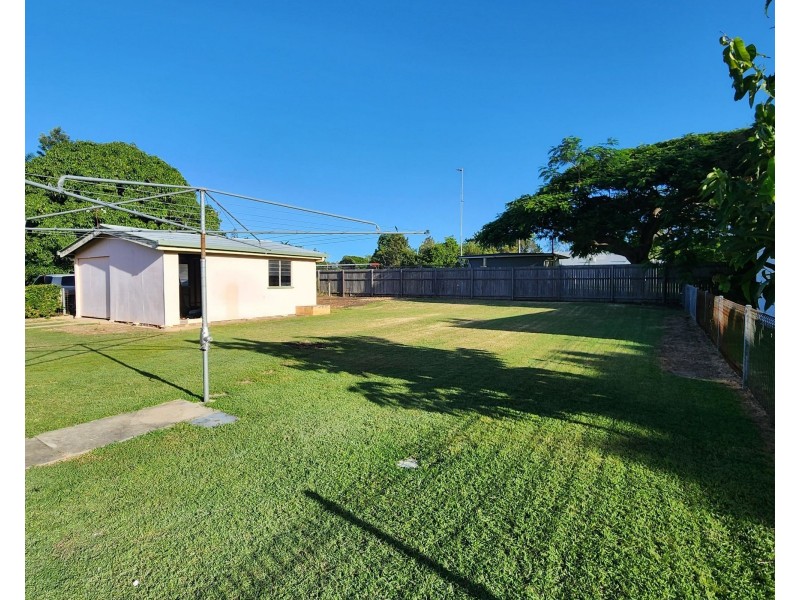 42 Hurst Street, Walkervale QLD 4670