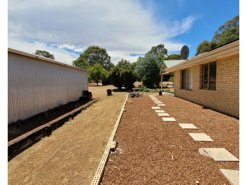 11 Foundry Place, Bakers Hill WA 6562