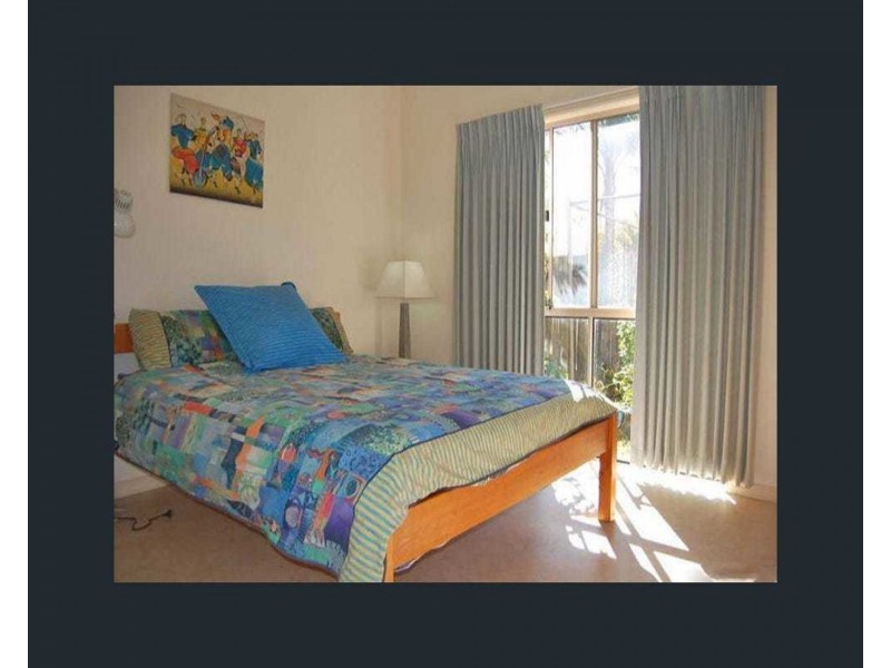 3 Hudson Court, Benowa QLD 4217