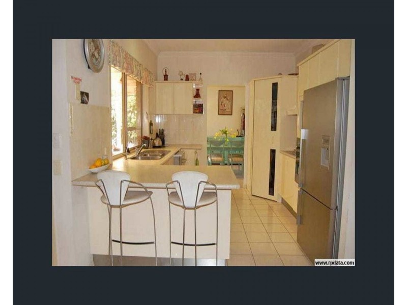 3 Hudson Court, Benowa QLD 4217