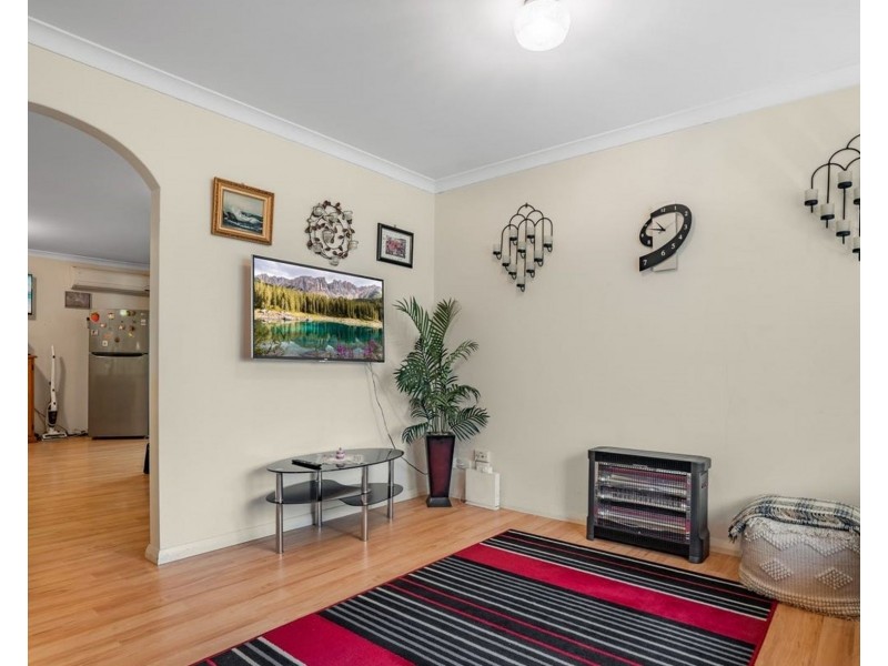 4 Isdell Mews, Waikiki WA 6169