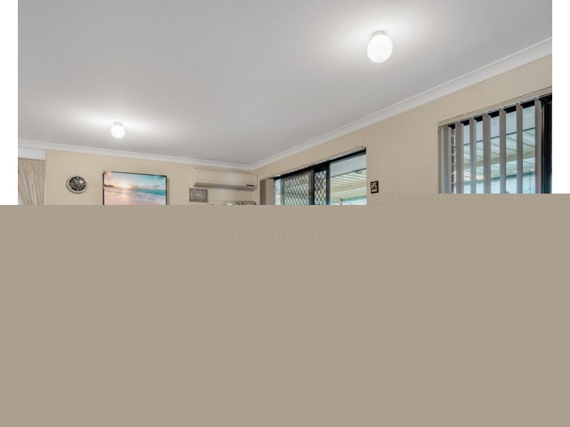 4 Isdell Mews, Waikiki WA 6169