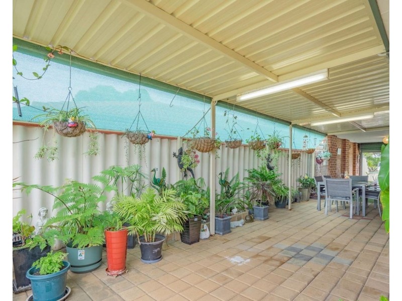 4 Isdell Mews, Waikiki WA 6169