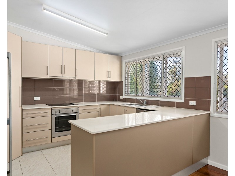 17 Eidsvold St, Keperra QLD 4054