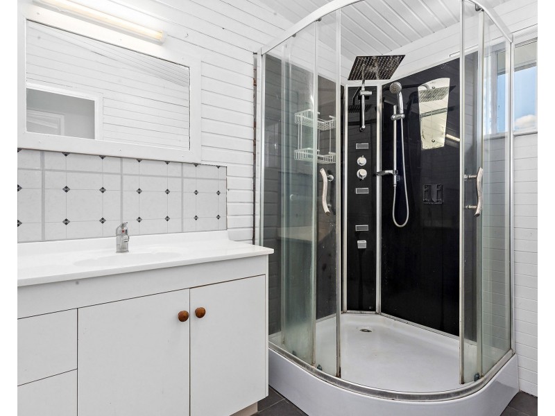 17 Eidsvold St, Keperra QLD 4054