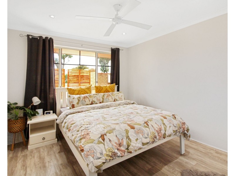 1/2 Dowling Street, Rockingham WA 6168