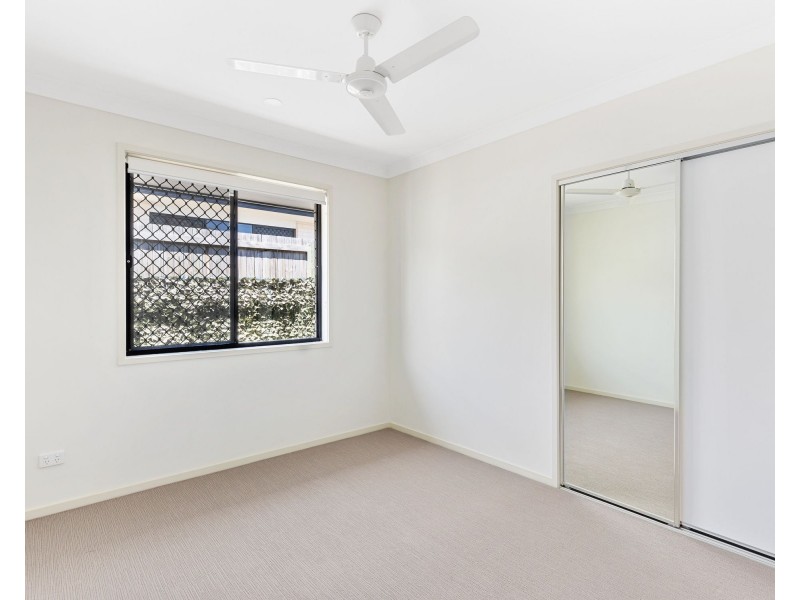 6 Trevorrow Way, Ripley QLD 4306