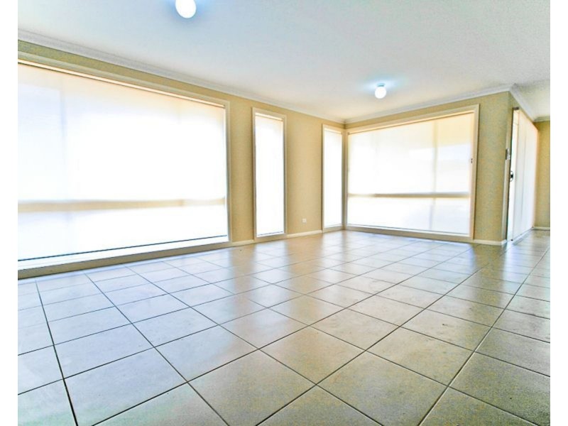31 Tibin Drive, Fletcher NSW 2287