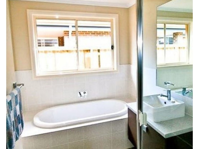 31 Tibin Drive, Fletcher NSW 2287