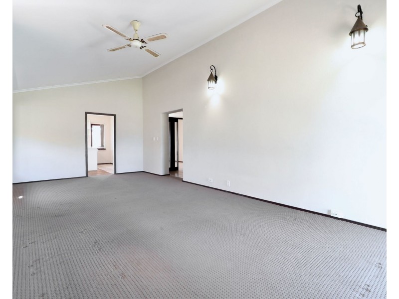 22 Bermuda Road, Safety Bay WA 6169