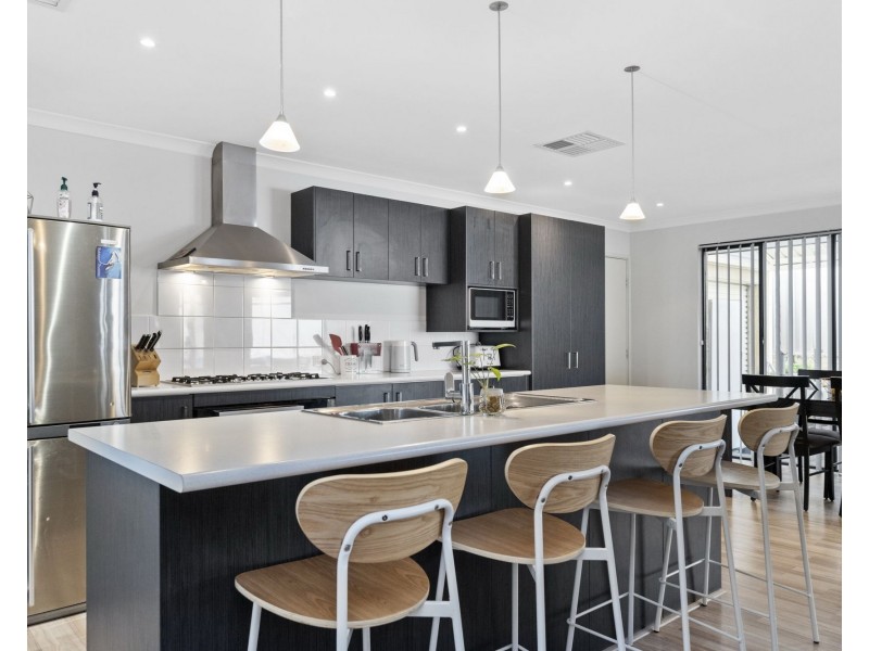 16 Pymmes Junction, Baldivis WA 6171