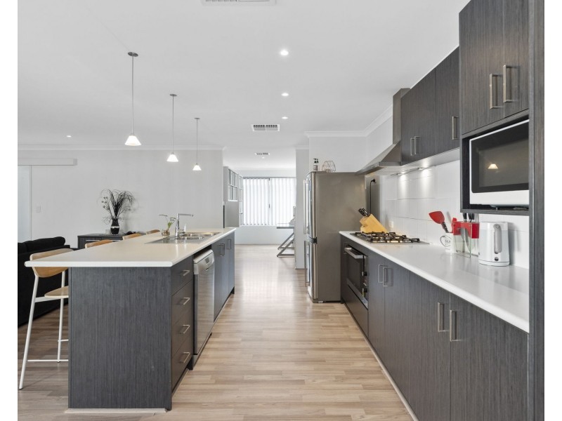 16 Pymmes Junction, Baldivis WA 6171
