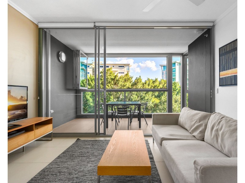 30310/2 Harbour Road, Hamilton QLD 4007