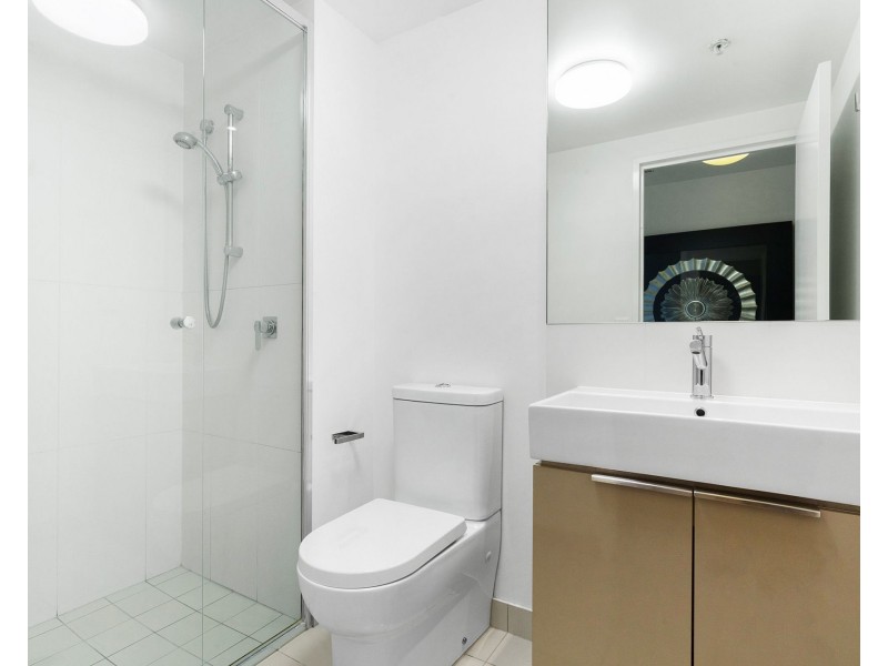 30310/2 Harbour Road, Hamilton QLD 4007