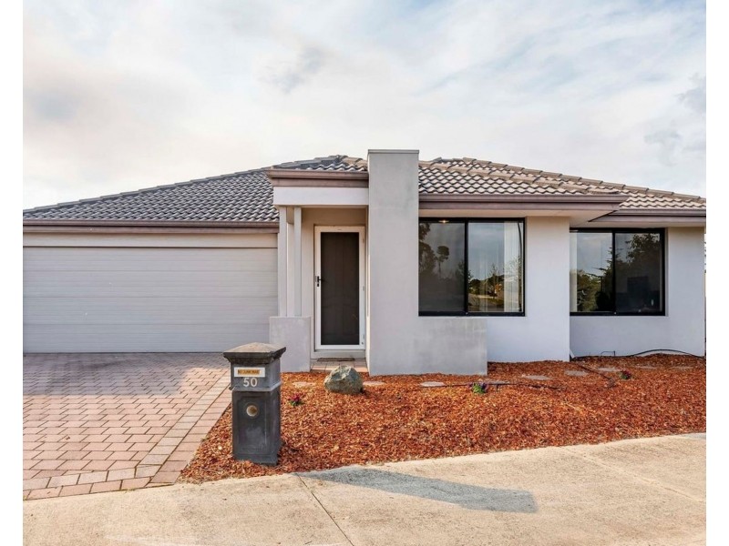 50 Erade Drive, Piara Waters WA 6112