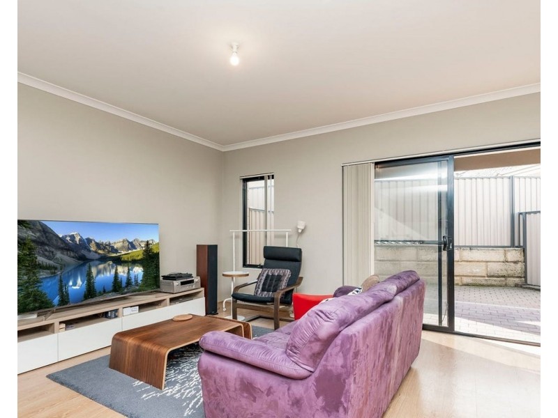 50 Erade Drive, Piara Waters WA 6112