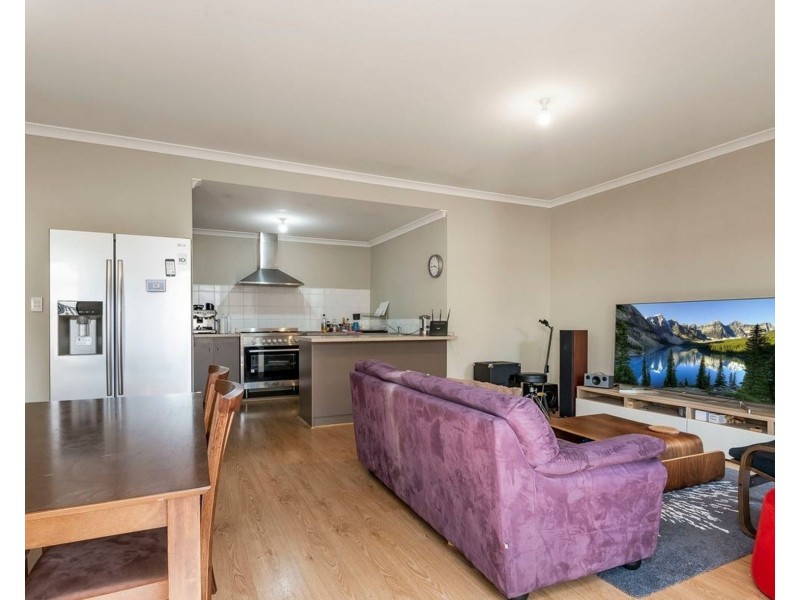 50 Erade Drive, Piara Waters WA 6112