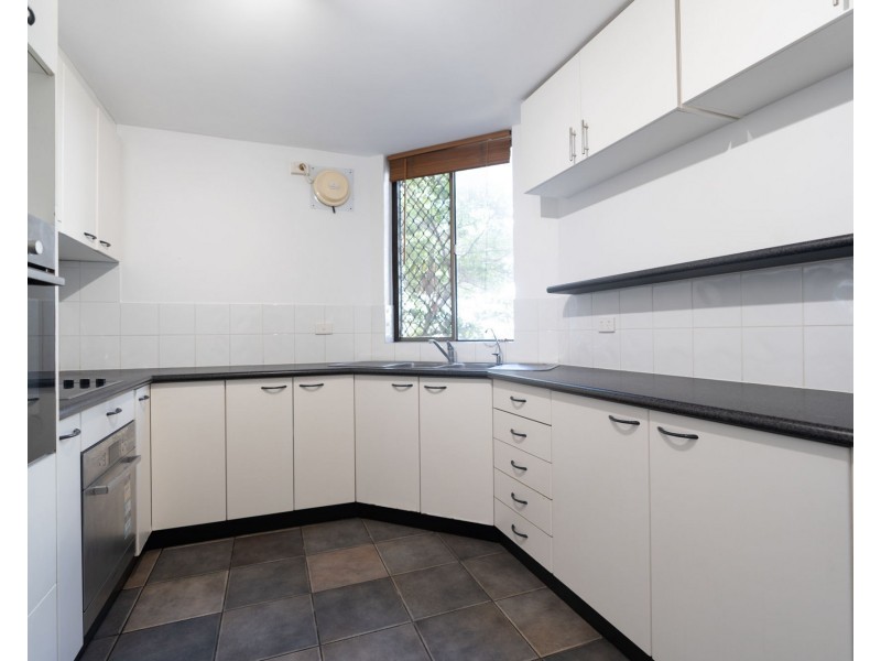 2/5 Melville Place, South Perth WA 6151