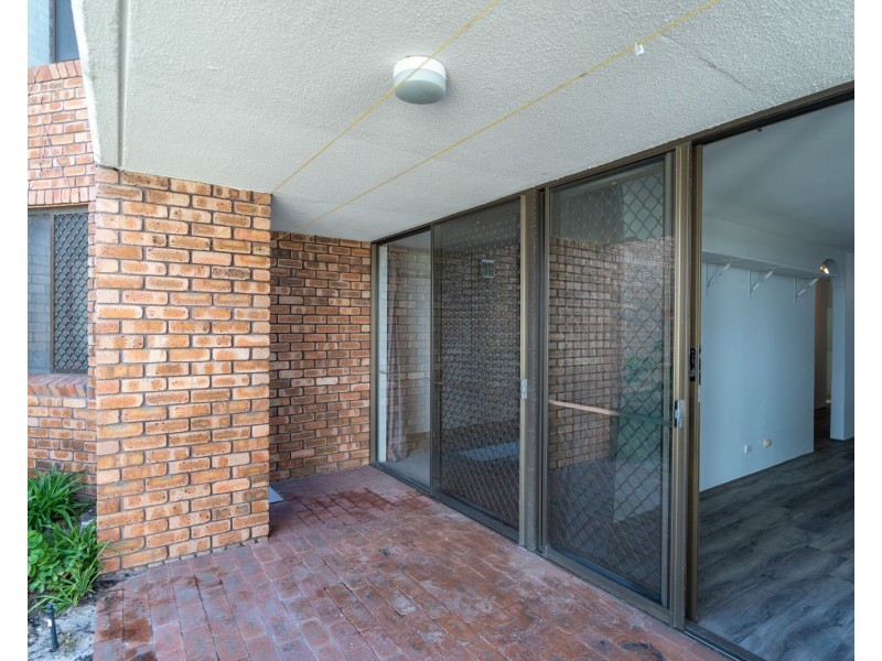 2/5 Melville Place, South Perth WA 6151