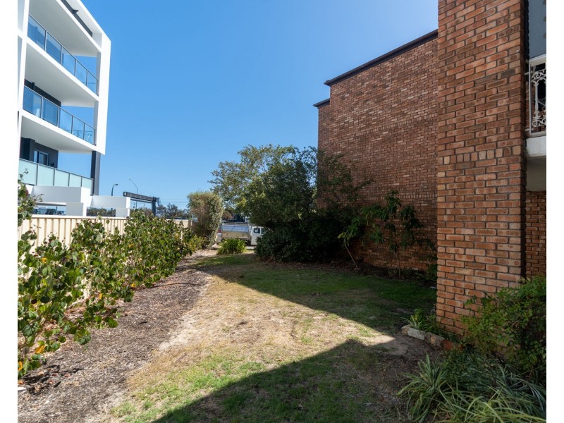 2/5 Melville Place, South Perth WA 6151