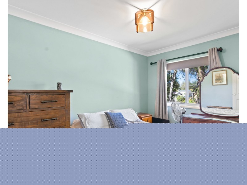 38 Albatross Road, Berkeley Vale NSW 2261