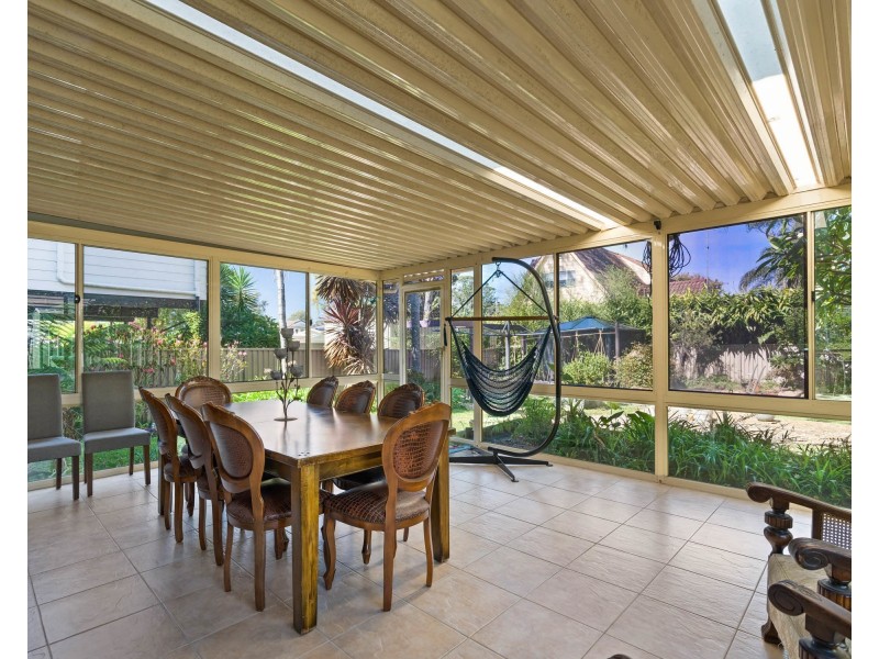 38 Albatross Road, Berkeley Vale NSW 2261