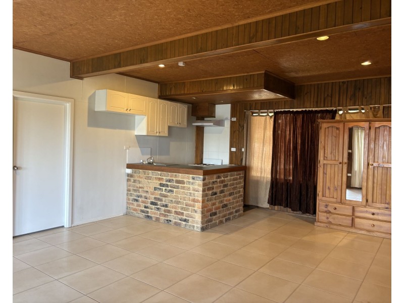Studio 162 eastern road, Killarney Vale NSW 2261