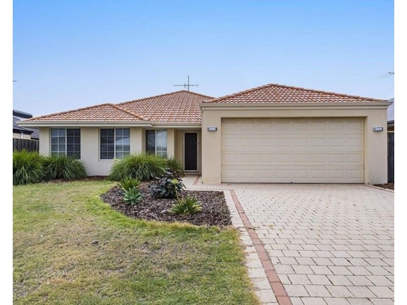 17 Marsdenia Road, Halls Head WA 6210