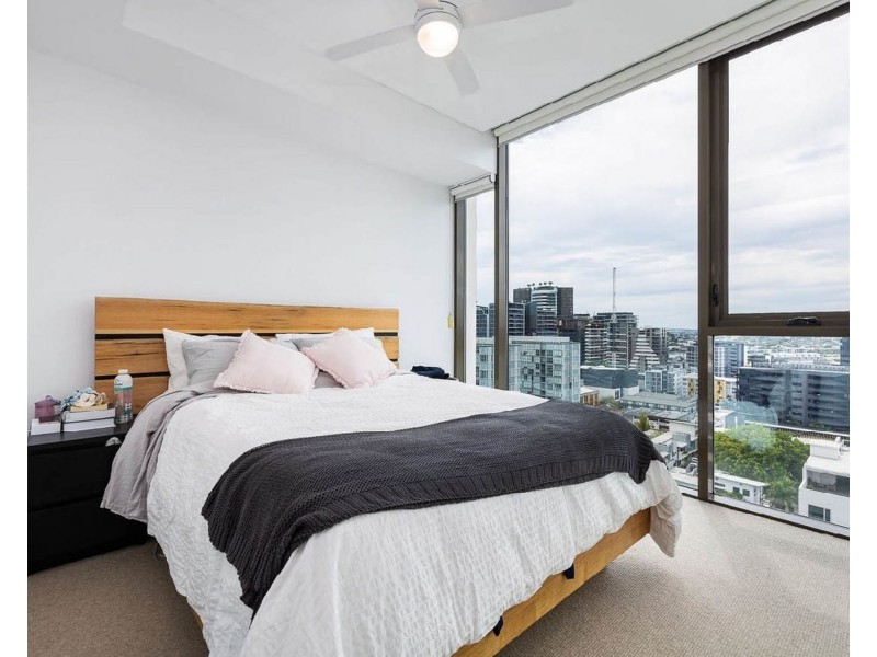 1604/10 Stratton Street, Newstead QLD 4006