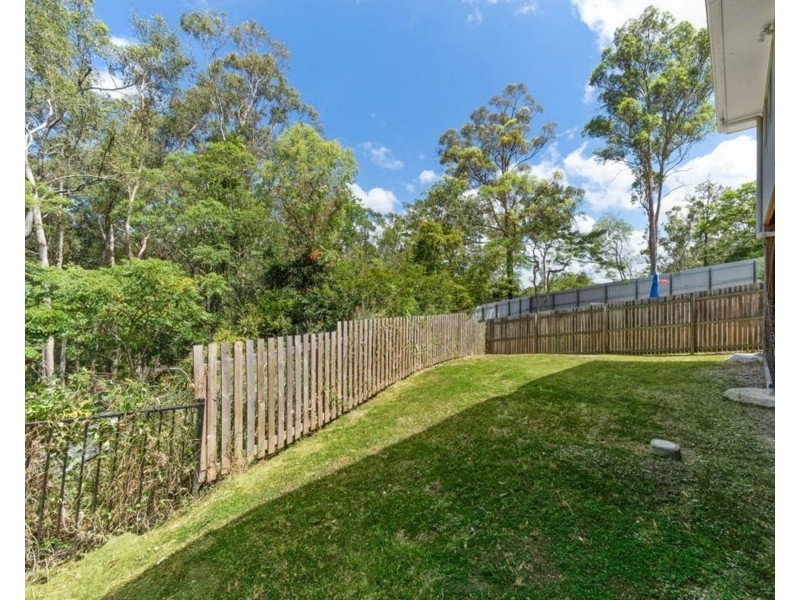 16 Henderson Road, Everton Hills QLD 4053