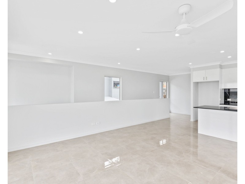 98 Samford Drive, Holmview QLD 4207