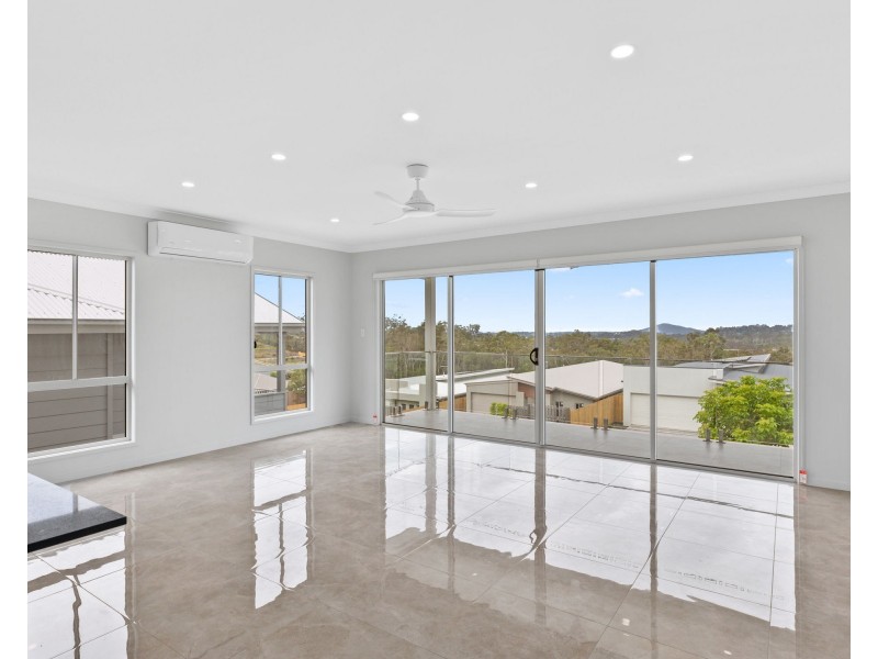 98 Samford Drive, Holmview QLD 4207